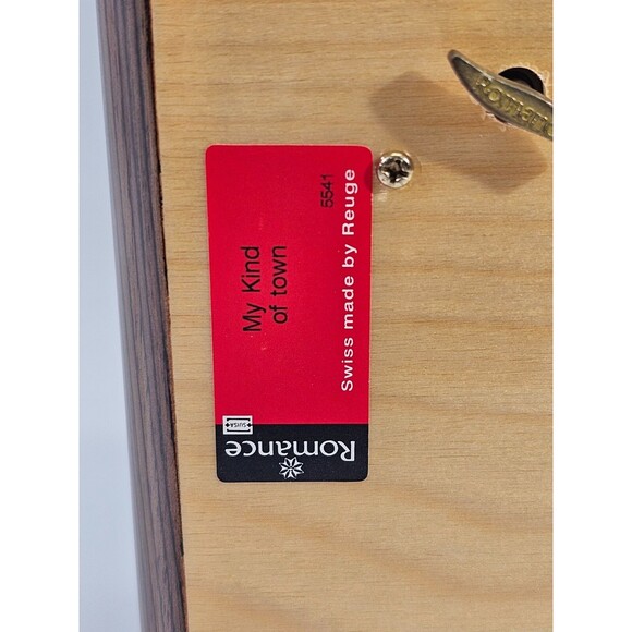 Marshall Fields Clock Tower Norman Rockwell Jewelry Music Box My Kind of Town - Picture 16 of 16